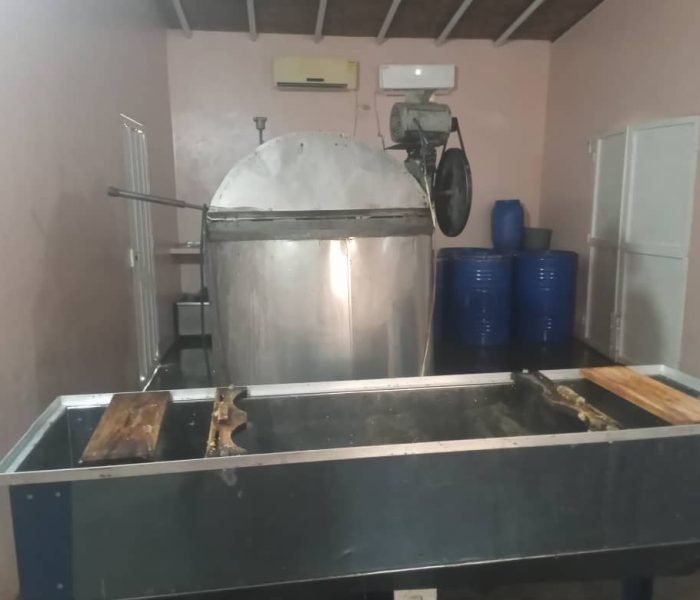 E-03_04GUICO SALA EXTRACCION #3